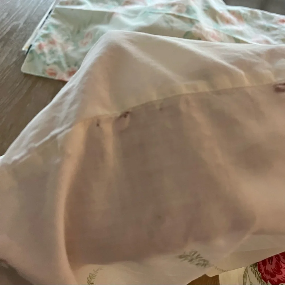 Vintage 60s Pink and Red Floral Cotton Single Standard Pillowcase/Quilt fabric